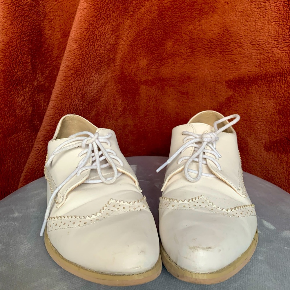 Vintage white flats |7|